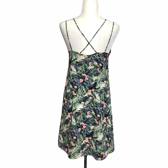 Lila Clothing Co Palm & Flower Crisscross Sundress - Picture 3 of 7